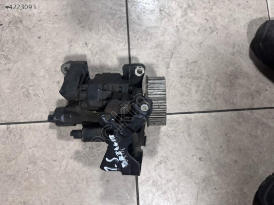 DACİA DUSTER 1.5 YAKIT POMPASI KONUK OTO