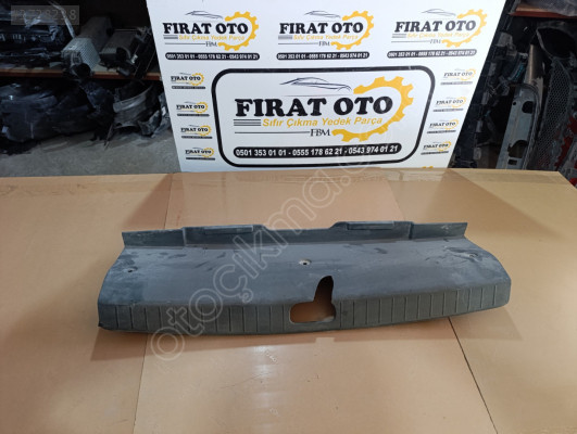 857701E000 HYUNDAİ ACCENT ERA ARKA BAGAJ PANEL BAKALİT