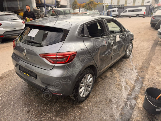 Renault Clio 5 Çıkma 1.0 Tce Dingil Komple