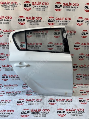 HYUNDAİ İ20 SAĞ ARKA KAPI ORJINAL ÇIKMA