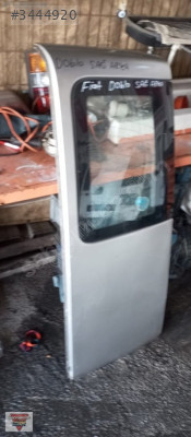 FİAT FİORİNO SAĞ ARKA BAGAJ KAPAĞI