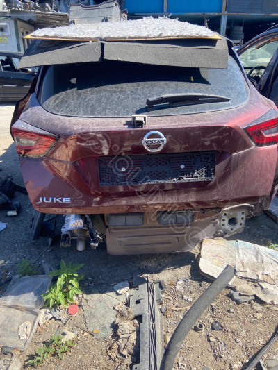 Honda Juke Bagaj Kapağı
