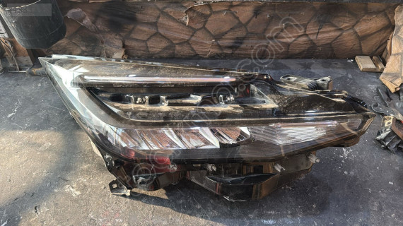 TOYOTA C-HR LED SAĞ FAR 2024-2025 81110-F4220-00