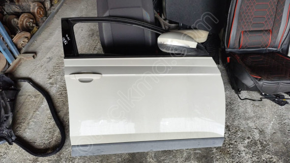 VW TAİGO SAĞ ÖN KAPI OTO FEDAİ