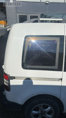 Caddy sağ arka çamurluk