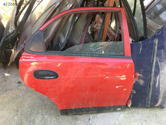 Mazda 323 Familia Sağ Arka Kapı Camı İç-Dış Açma Kolu