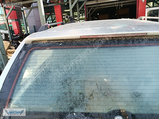Nissan skystar çıkma arka kasa