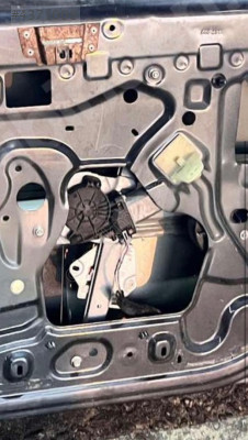 DACİA LOGAN 2011 MODEL ÖN ARKA KAPI CAM MOTORU KRİKOSU ORJİNAL