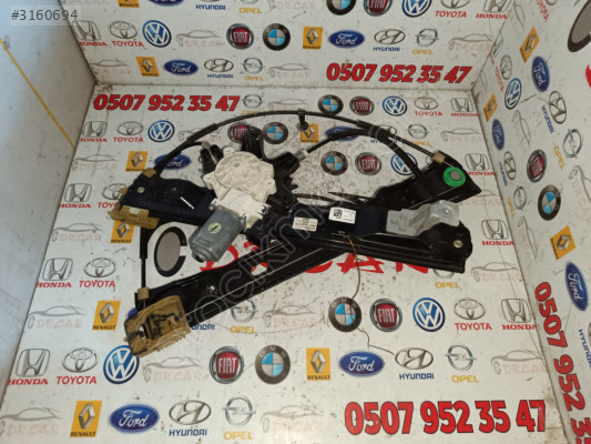 FORD FOCUS 3 SAĞ ÖN CAM KRİKOSU ORJİNAL ÇIKMA PARÇA BM51A23200BC