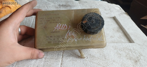 AUDİ 100 FREN HİDROLİK DEPOSU
