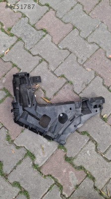 2020-24 VOLVO XC40 SOL ARK ATAMPON BRAKETİ ÇIKMA ORJİNAL