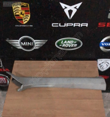 4K0867234C AUDİ A6 SAĞ ÖN DİREK KAPLAMASI 2019-2025