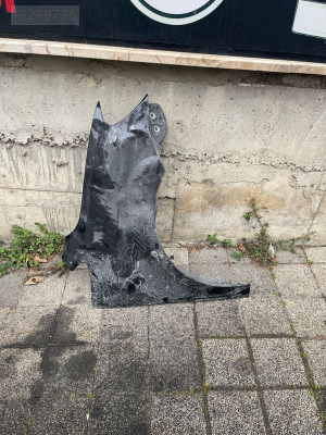 VOLKSWAGEN CADDY SAĞ ÖN ÇAMURLUK