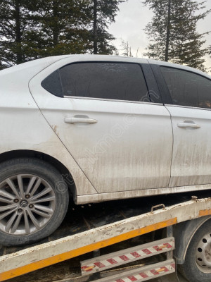 Citroen C-elysee sağ arka kapı