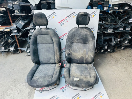 Peugeot 301 ön şöför yolcu koltugu