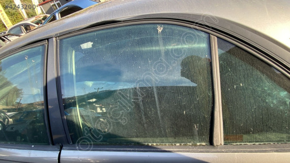 OPEL OMEGA SOL ARKA KAPI CAMI.OTO ERKAN ÜNYE