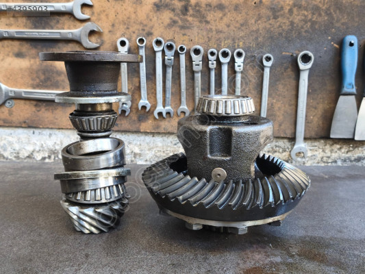 Nissan Navara 4613 Defransiyel İç Komple