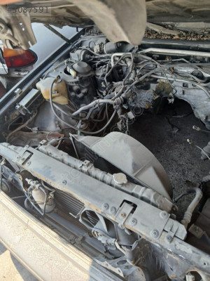 Mazda 929 Royal Clasic  Su radyatörü ve Fan Davlumbazi