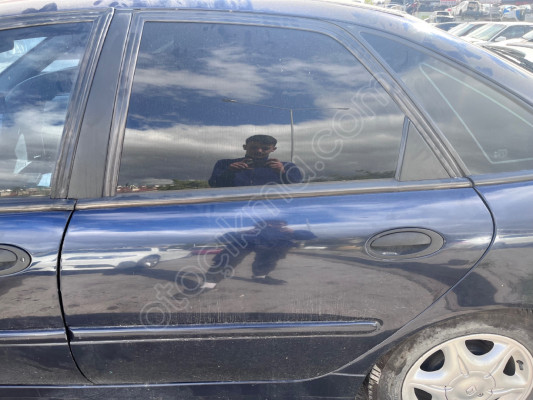 Renault Laguna 1 sol arka kapı