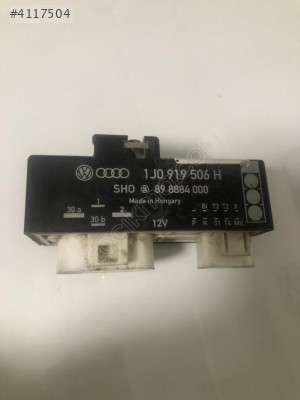 VOLKSWAGEN Golf 4 Fan Kontrol Ünitesi 1J0919506H
