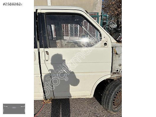 T4 sağ kapı