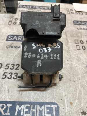 ÇIKMA AUDI A6 8E0 614 111 R 0 273 004 135 ABS BEYNİ&POMPASI