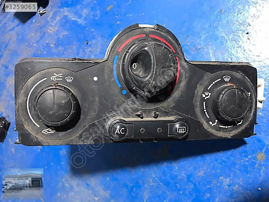 OTO CEMDEN ÇIKMA RENAULT MEGANE 2 ANALOG KLİMA PANELİ