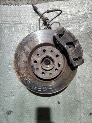 FİAT EGEA 2018 ÇIKMA ORİJİNAL SAĞ TAŞIYICIKALİPER