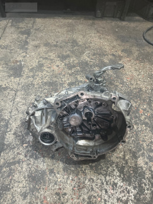 VOLKSWAGEN PASSAT 1.6FSİ 6İLERİ MANUEL ŞANZIMAN ORJİNAL