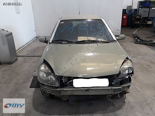 RENAULT CLİO MOTOR KAPUTU VE SAĞ SOL ÇAMURLUKLAR