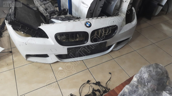 BMW  5  SEREİSİ XDRİVE F10 ÖN TAMPON