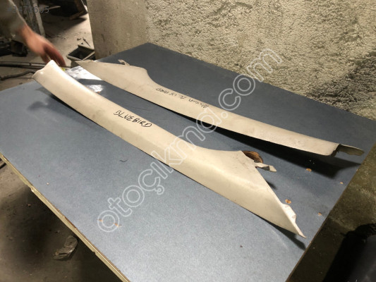 NİSSAN BLUEBIRD ÖN DİREK PLASTİĞİ