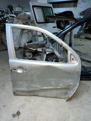 2008 Toyota hılux sağ ön kapı Çıkma