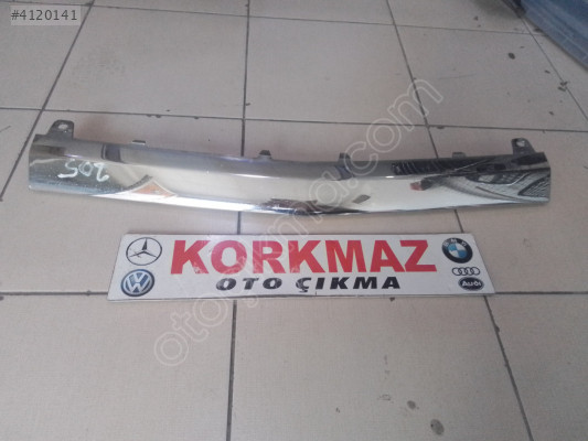 MERCEDES C KASA W205 AMG ÖN TAMPON ALT ORTA ÇITASI A2058851574