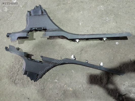 2023 Peugeot Rifter Orijinal Çıkma Marşpiyel Plastiği