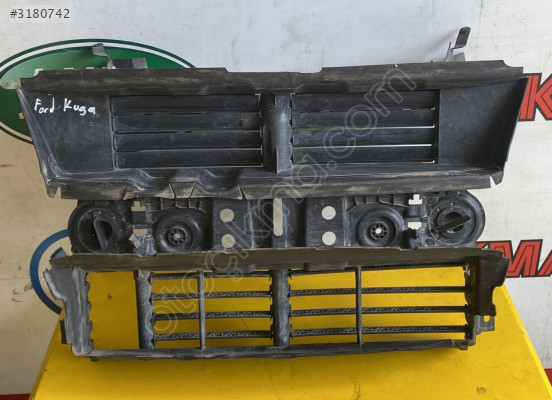 Ford Kuga Modeli İçin Çıkma Ön Panel