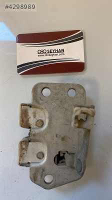 nissan vanetta cargo bağaj kapağı kilidi