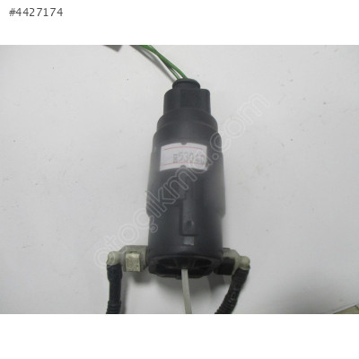 Volkswagen Audi Far Yıkama Pompası 1J0973722