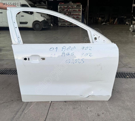 2018/2024 FORD FOCUS BEYAZ SAĞ ÖN KAPI ORJINAL LOKALLIK