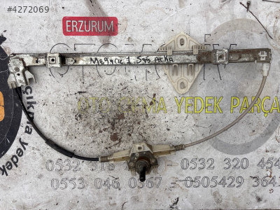 RENAULT MEGANE 1 Sağ Arka Manuel Cam Krikosu