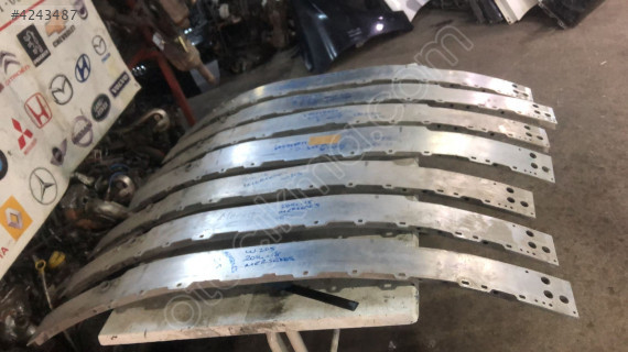 2014-2018 MERCEDES C200 KASA ÖN TAMPON DEMİRİ