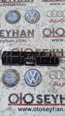 3C0867737C Passat B6 tavan airbag bağlantı braketi