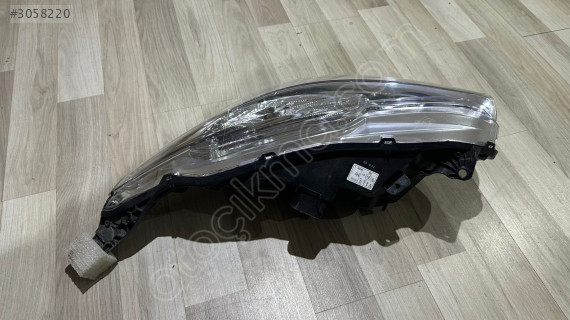 Peugeot 208 Modeli için Tyc Marka Sol Ön Far