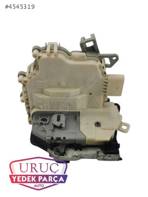 8J1837016C  ORJİNAL AUDİ ÖN SAĞ TARAF KAPI KİLİDİ