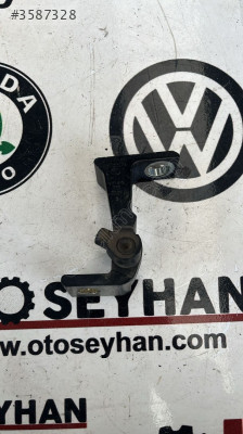 5H0833401 Passat b8.5 b8 sol ön arka uyumlu kapı alt menteşesi