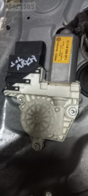 Volkswagen Bora sol arka cam motoru