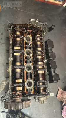 VOLKSWAGEN PASSAT B5 1.8T SİLİNDİR KAPAĞI ÇIKMA ORJİNAL