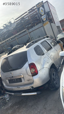 Dacia duster bagaj kapağı