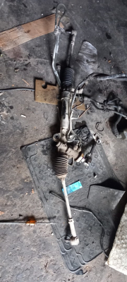 Mazda familia direksiyon kutusu