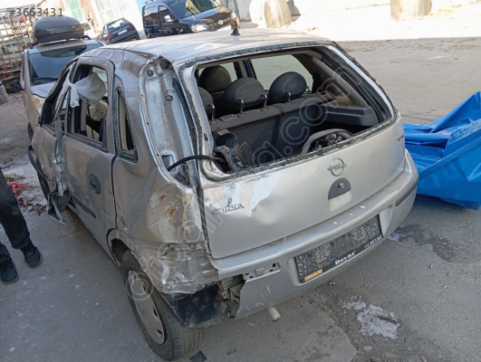 2004 opel corsa c sol arka kapı